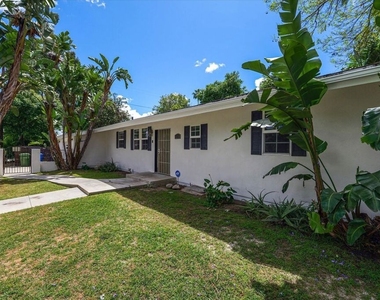 22750 Clarendon Street - Photo Thumbnail 2