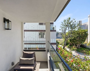 4606 Roma Court - Photo Thumbnail 53