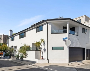 4606 Roma Court - Photo Thumbnail 1