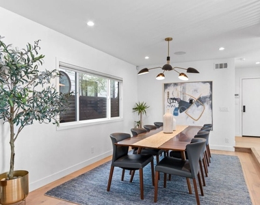 4606 Roma Court - Photo Thumbnail 16