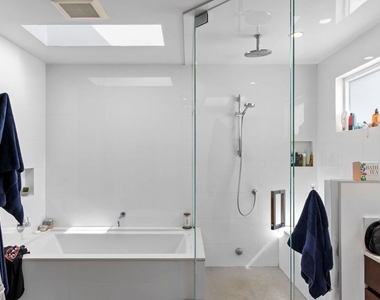4606 Roma Court - Photo Thumbnail 34