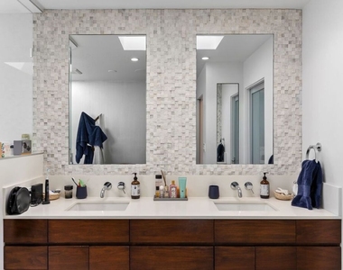 4606 Roma Court - Photo Thumbnail 33