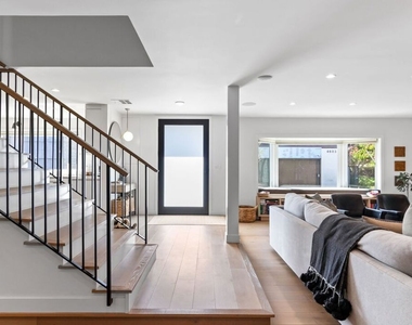 4606 Roma Court - Photo Thumbnail 7
