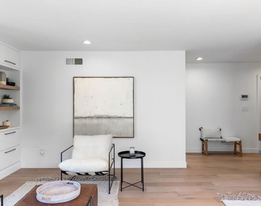 4606 Roma Court - Photo Thumbnail 30