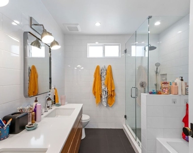 4606 Roma Court - Photo Thumbnail 39