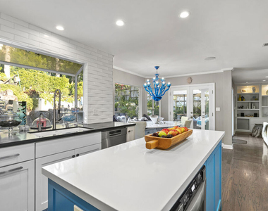 5176 Don Pio Drive - Photo Thumbnail 10