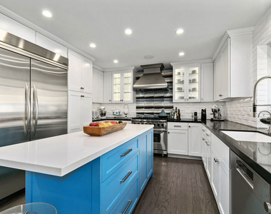 5176 Don Pio Drive - Photo Thumbnail 11