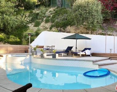 2690 Zorada Drive - Photo Thumbnail 8