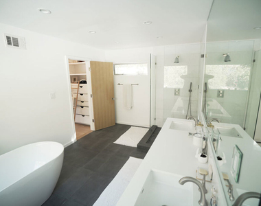2690 Zorada Drive - Photo Thumbnail 26