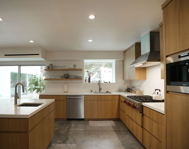 2690 Zorada Drive - Photo Thumbnail 16
