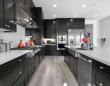 20234 Jubilee Way - Photo Thumbnail 7