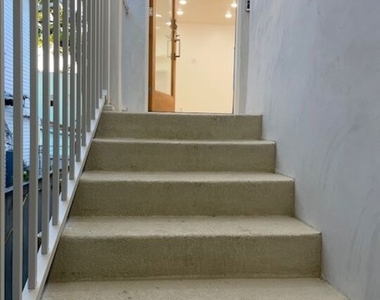 245 Windward Avenue - Photo Thumbnail 1