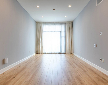3223 W 6th Street - Photo Thumbnail 9
