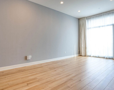 3223 W 6th Street - Photo Thumbnail 16