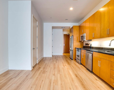 3223 W 6th Street - Photo Thumbnail 6