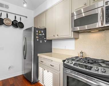 1420 Princeton Street - Photo Thumbnail 6