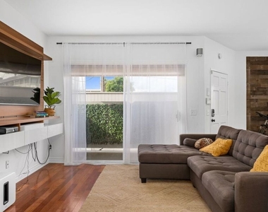 1420 Princeton Street - Photo Thumbnail 2