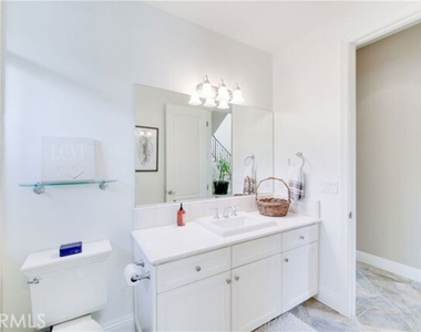 5230 Quakertown Avenue - Photo Thumbnail 34