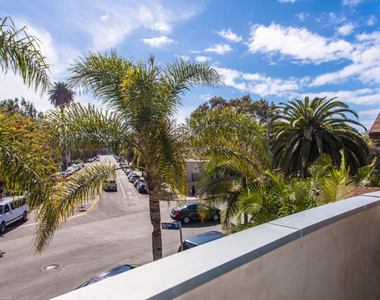 1217 Cabrillo Avenue - Photo Thumbnail 22