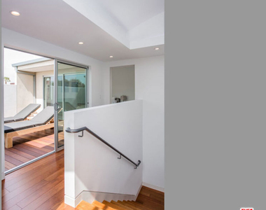 1217 Cabrillo Avenue - Photo Thumbnail 31