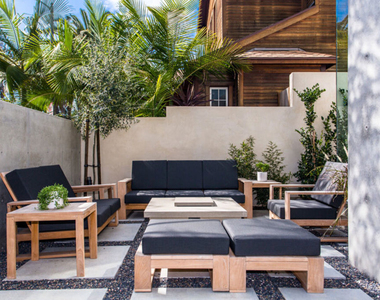 1217 Cabrillo Avenue - Photo Thumbnail 1