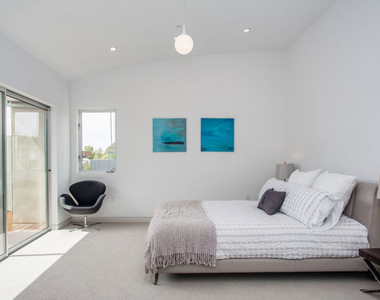 1217 Cabrillo Avenue - Photo Thumbnail 35