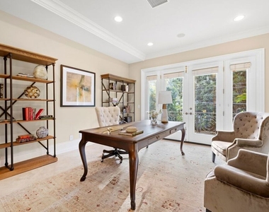 1350 Benedict Canyon Drive - Photo Thumbnail 16