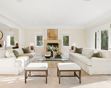 1350 Benedict Canyon Drive - Photo Thumbnail 1