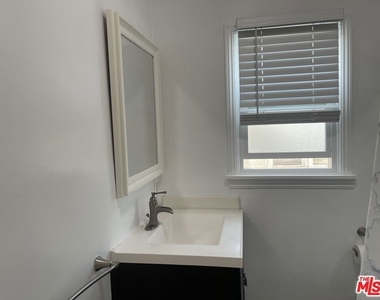 1145 5th Avenue - Photo Thumbnail 8