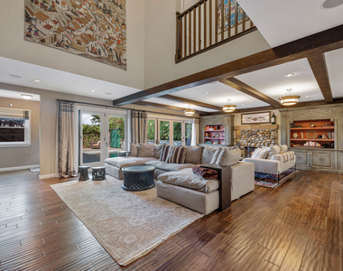 11940 Westminster Avenue - Photo Thumbnail 4