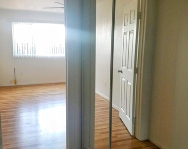 490 4th Ave - Photo Thumbnail 3