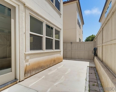 1041 Sea Glass Way - Photo Thumbnail 46