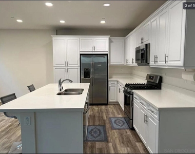 1041 Sea Glass Way - Photo Thumbnail 1