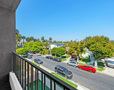 2123 S Cloverdale Avenue - Photo Thumbnail 20