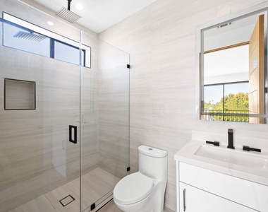 2123 S Cloverdale Avenue - Photo Thumbnail 21