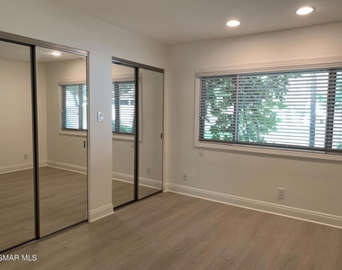 1242 Landsburn Circle - Photo Thumbnail 9