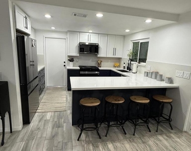 37081 Palmdale Road - Photo Thumbnail 17