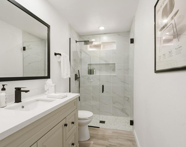 37081 Palmdale Road - Photo Thumbnail 31