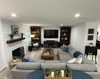 37081 Palmdale Road - Photo Thumbnail 9