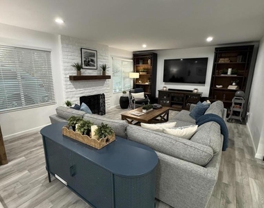 37081 Palmdale Road - Photo Thumbnail 10