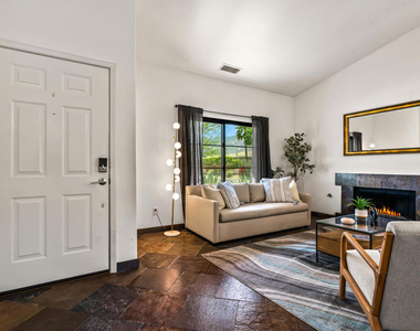 1502 Amelia Way - Photo Thumbnail 10