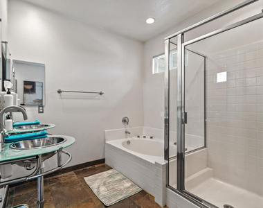 1502 Amelia Way - Photo Thumbnail 43