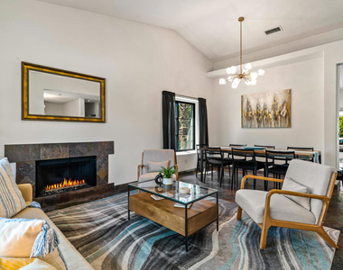 1502 Amelia Way - Photo Thumbnail 14
