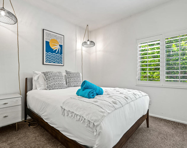 1502 Amelia Way - Photo Thumbnail 34