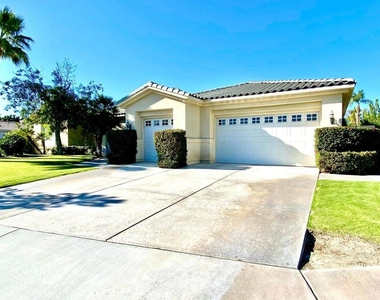 5 Victoria Falls Drive - Photo Thumbnail 11