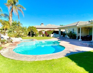 5 Victoria Falls Drive - Photo Thumbnail 12