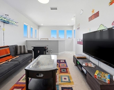 82668 Rosewood Drive - Photo Thumbnail 21