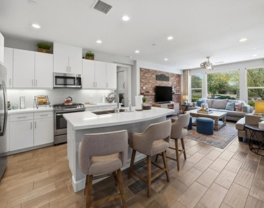 82668 Rosewood Drive - Photo Thumbnail 4