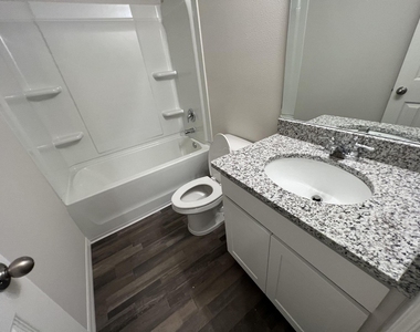 7602 Pensacola Road - Photo Thumbnail 2