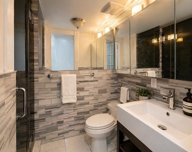 West 53rd Street - Photo Thumbnail 9